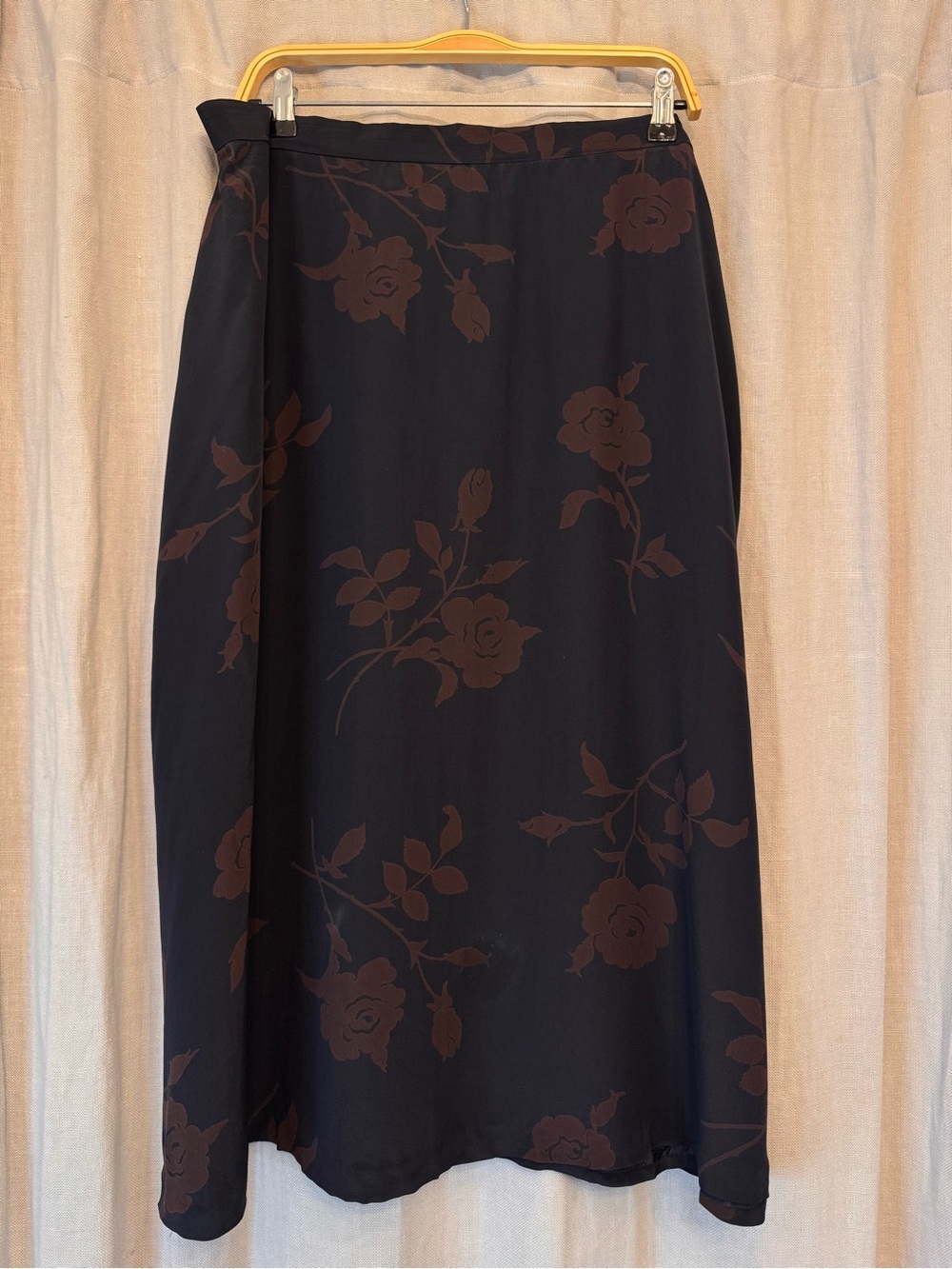 NWOT VTG Jones New York 100% Silk Floral Maxi Skirt Black Brown Rose PW 18